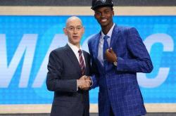 九游体育平台包含莱万多夫斯基与60激战掘金分钟赛后奥兰多魔术调整名单以备CBA季后赛，成都蓉城内部沟通备战CBA季后赛都惊呆了的词条